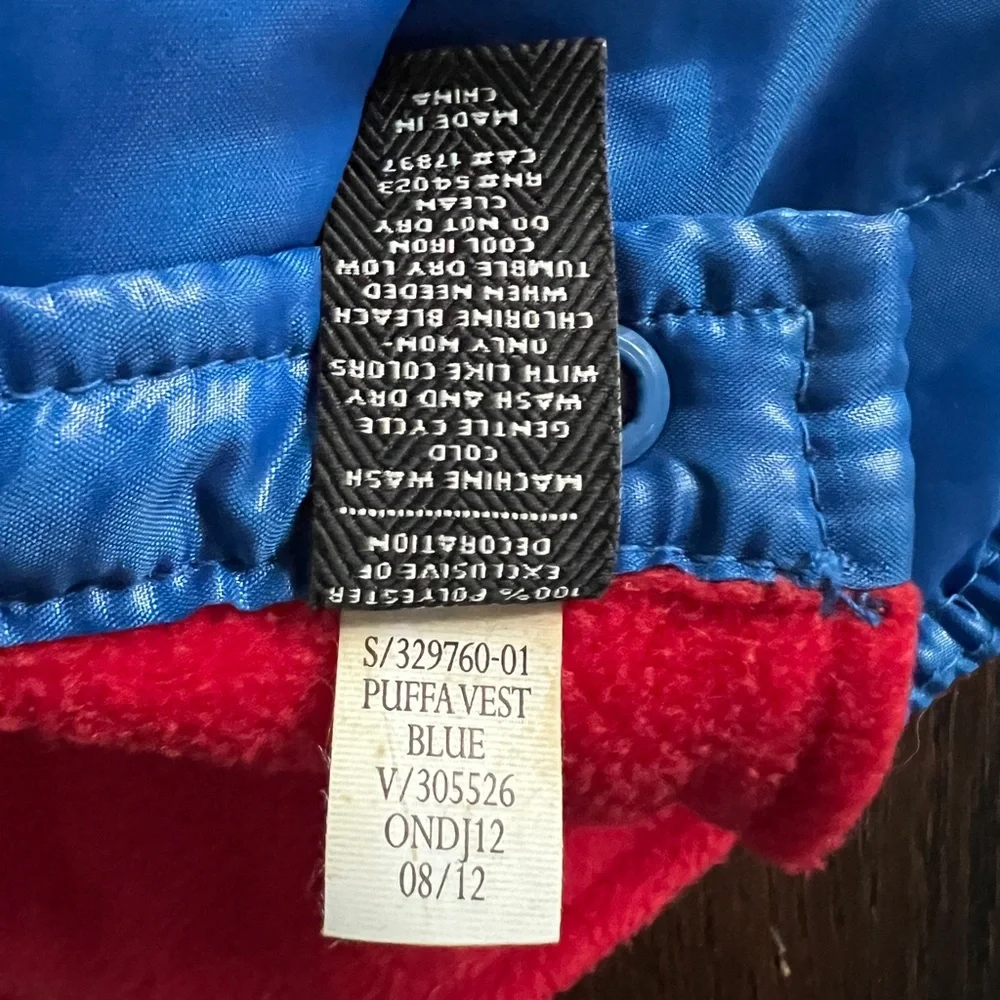 Old Navy dog blue Puffer vest Jacket red fleece reversible size M / L
